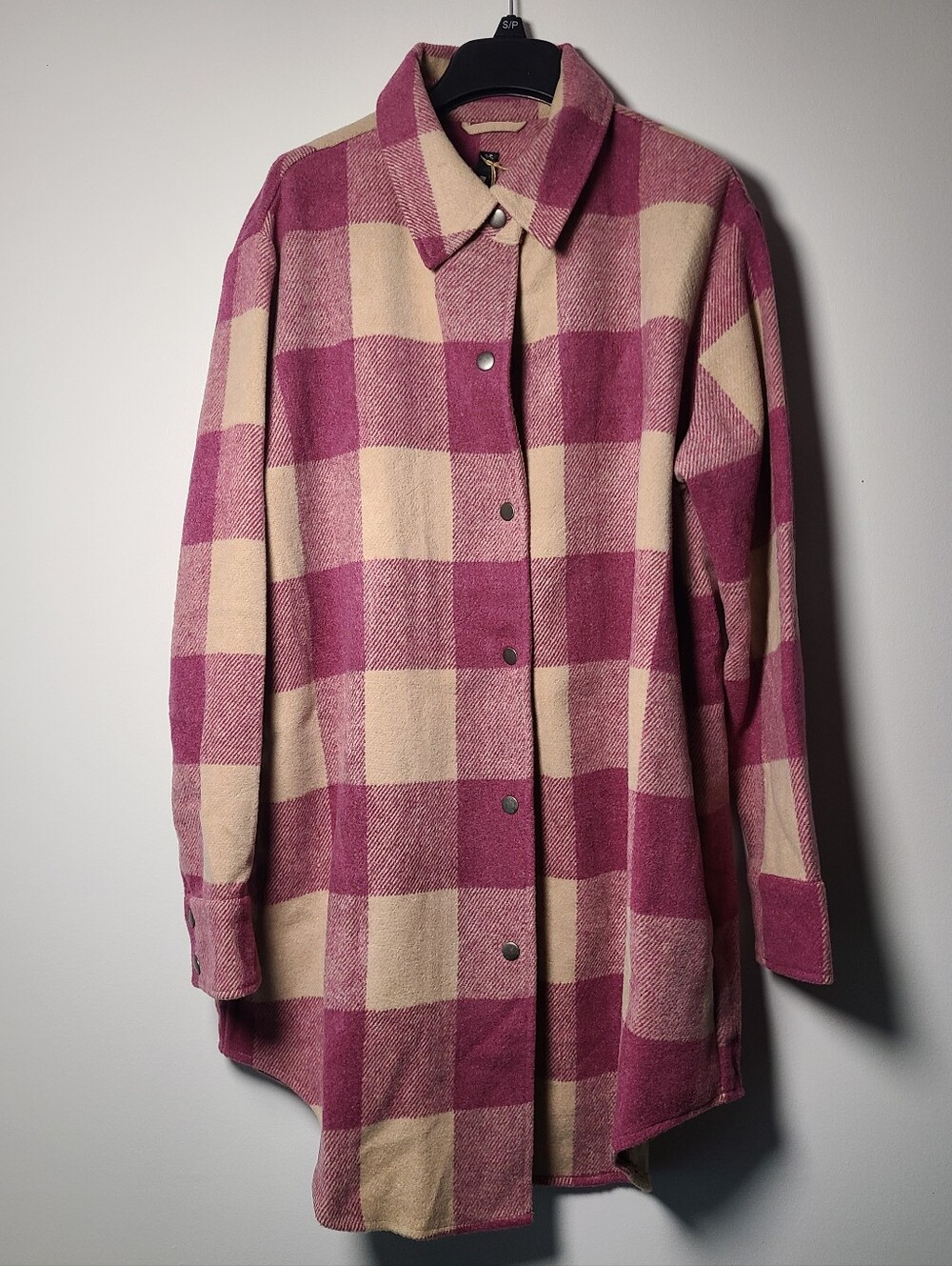Design Lab Lord & Taylor Pink and Cream Plaid Button-Front Shacket Size Small